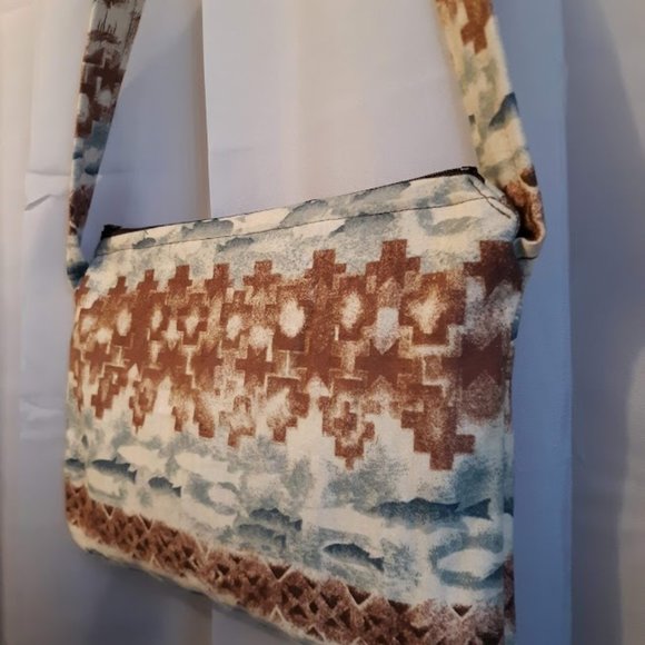 NEW Western Flannel Bear Fish Wild Wyoming print Shoulder Handbag Purse Satchel - Picture 9 of 9